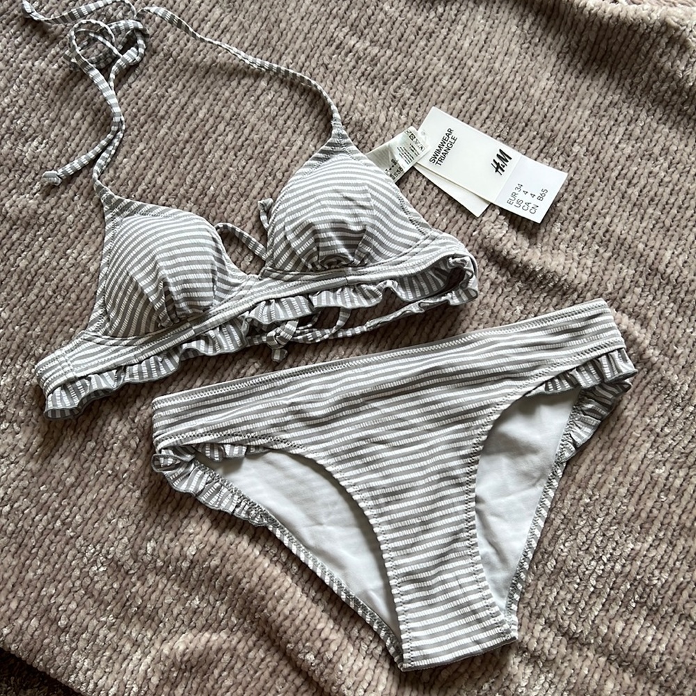 NWT grey stripped bikini